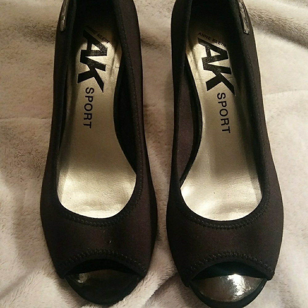 Anne Klein Sport AKCamrynne Wedge Peep Toe Shoes.